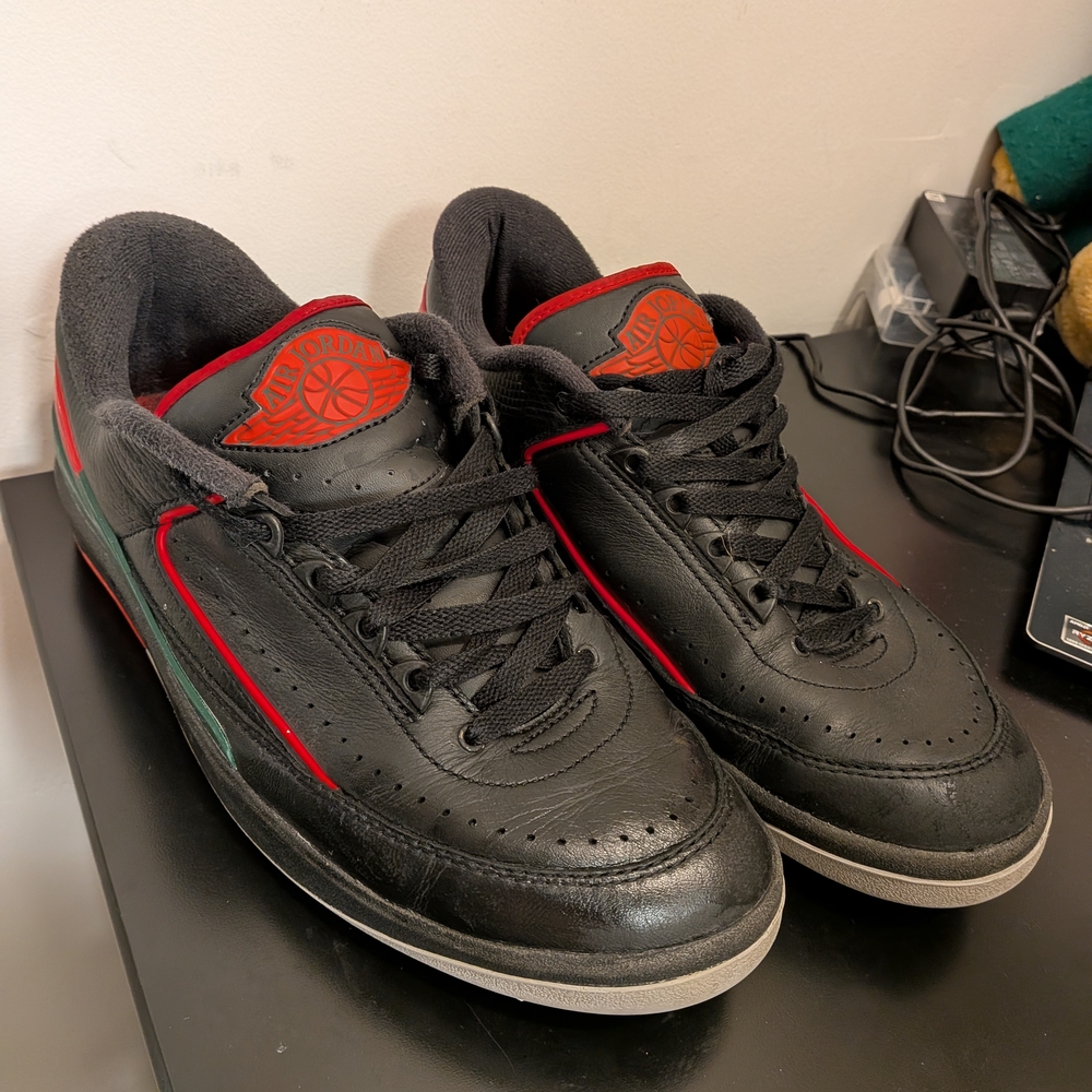 Nike Black and Red Sneakers with Green Accents - Picture 2 of 6